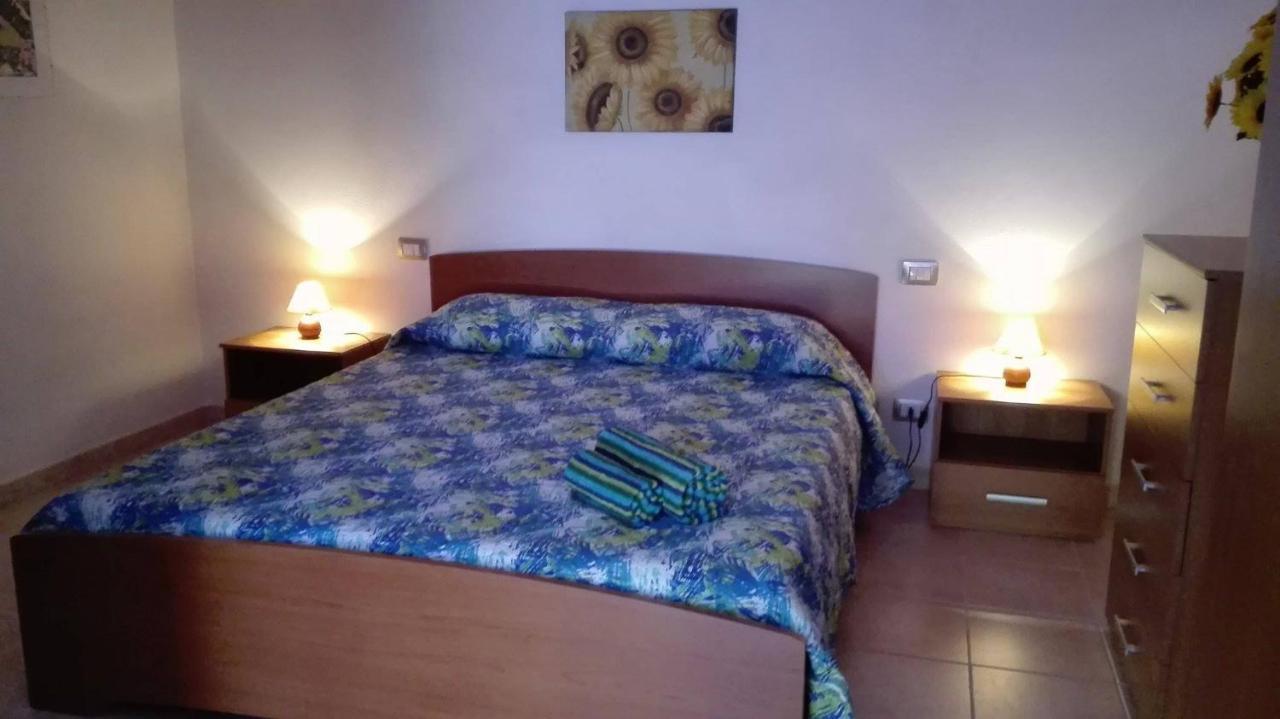 Il Girasole Alloggio Fluminimaggiore Exterior foto